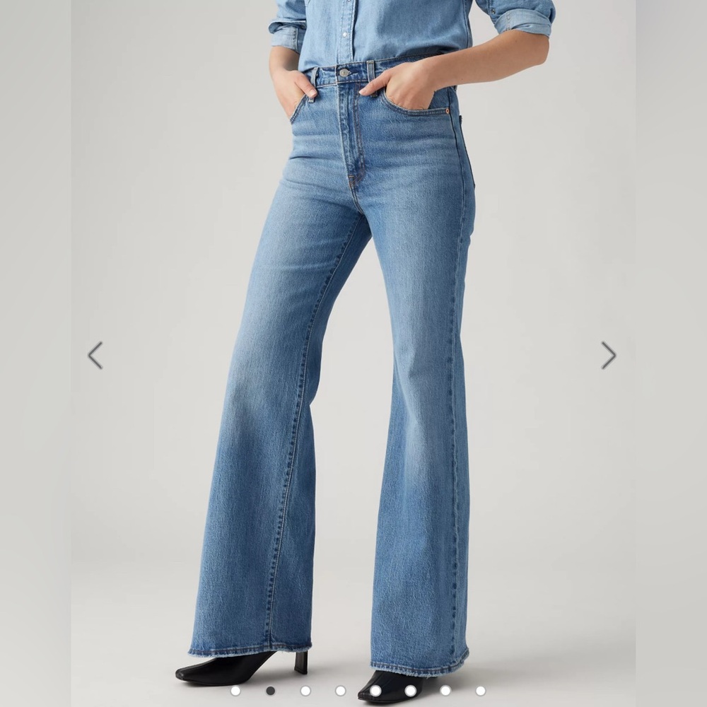 NWOT Levi's Bell ribcage jeans - 34” inseam